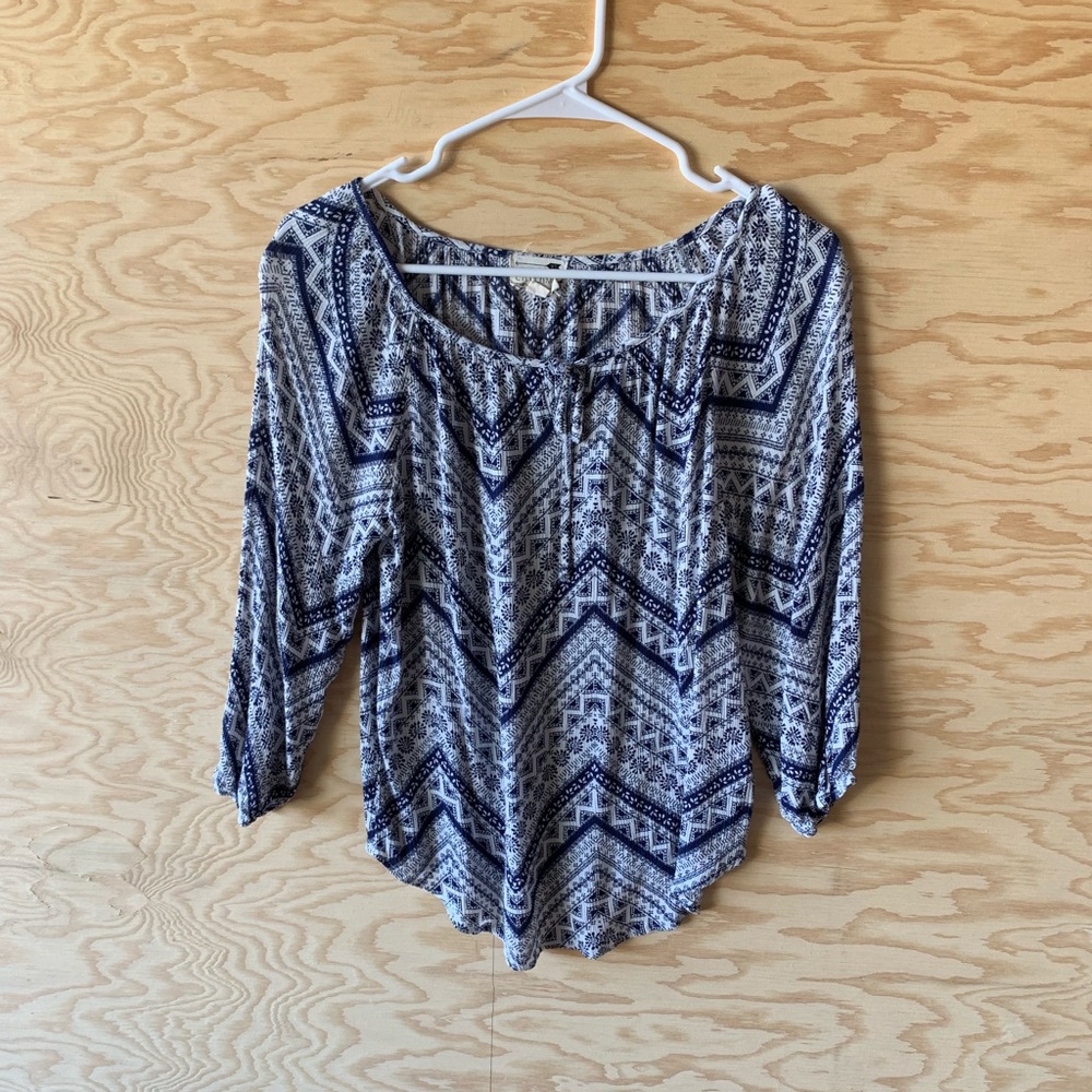 Off the shoulder long sleeve